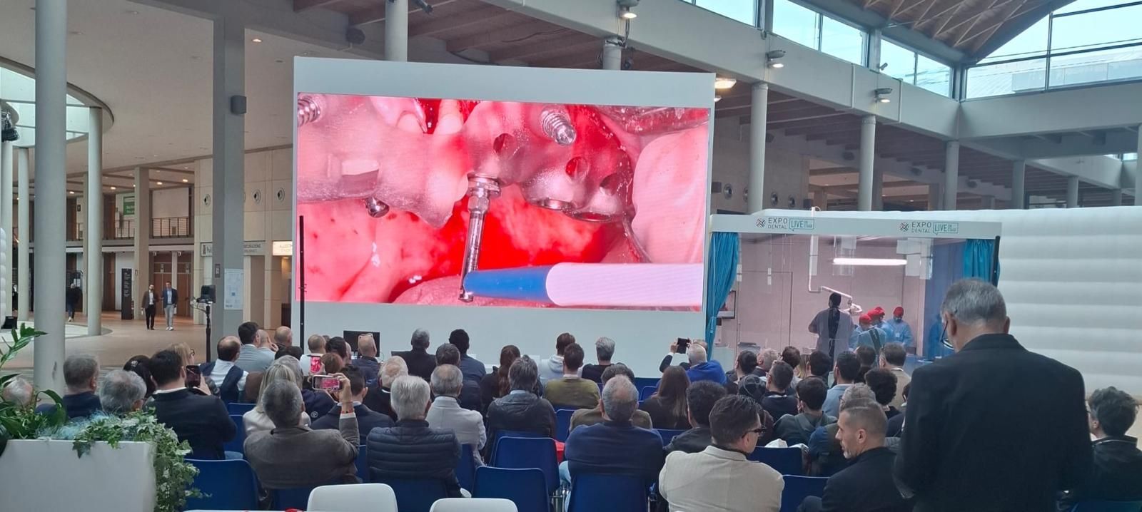 salon-expodental-en-italie-g.comm